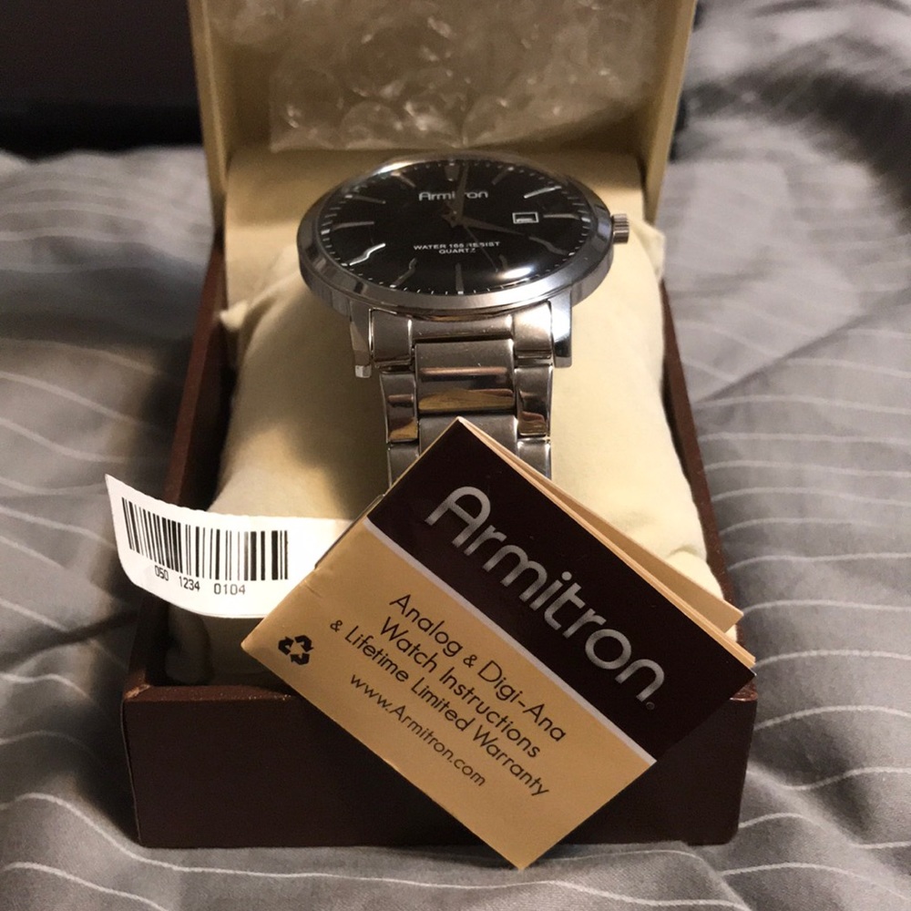 Armitron 20/5032BKSV Quartz watch NEW/tags